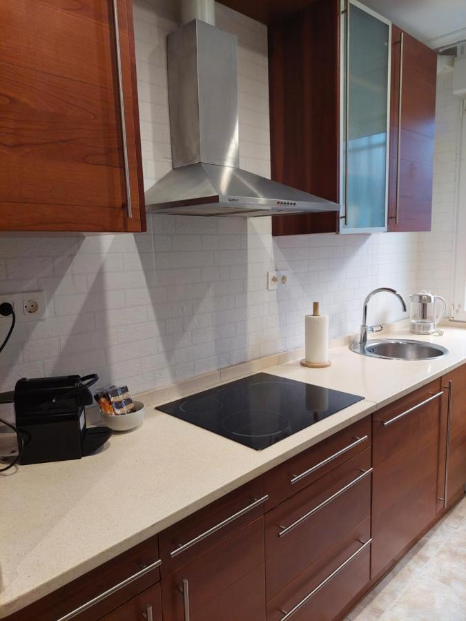 Piso Luminoso, Amplio Y Tranquilo En Casco Viejo Apartment Билбао Екстериор снимка